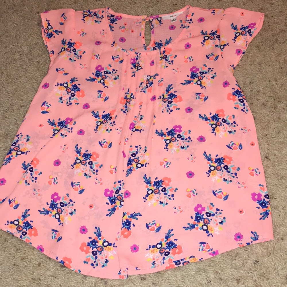 Cute floral blouse